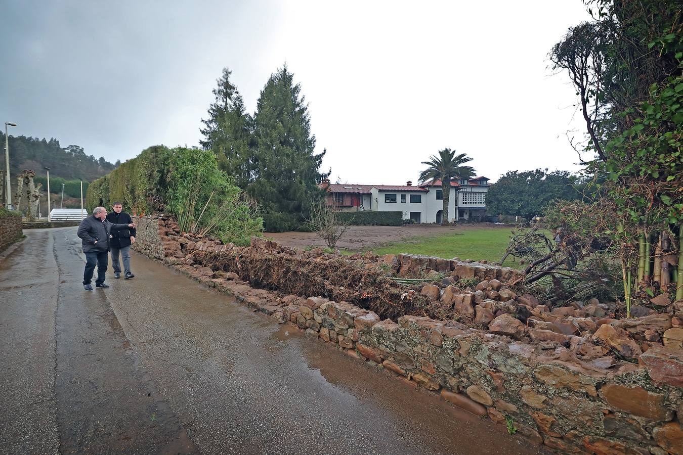 Fotos: La ministra de Sanidad visita las zonas afectadas por las inundaciones