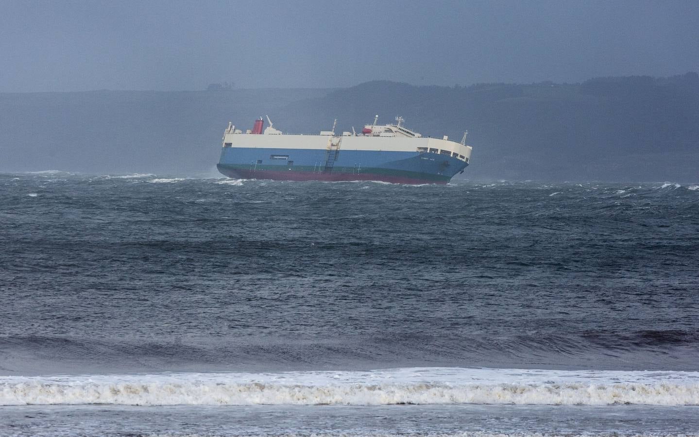 Fotos: La borrasca &#039;Gabriel&#039; deja viento y lluvia en Cantabria