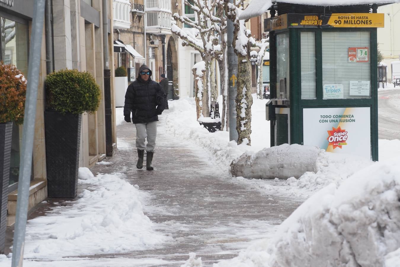 El paso de la borrasca 'Helena' viste de blanco los paisajes de Campoo.