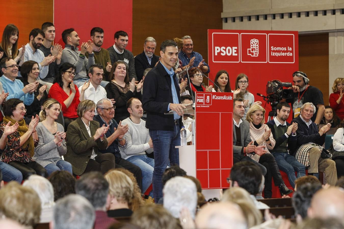 Fotos: Pedro Sánchez presenta a casares como candidato a la alcaldía de Santander