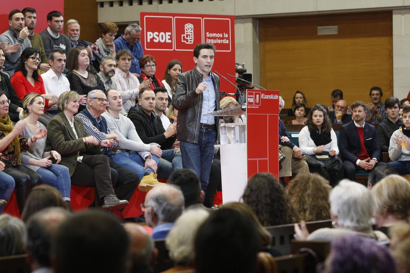 Fotos: Pedro Sánchez presenta a casares como candidato a la alcaldía de Santander