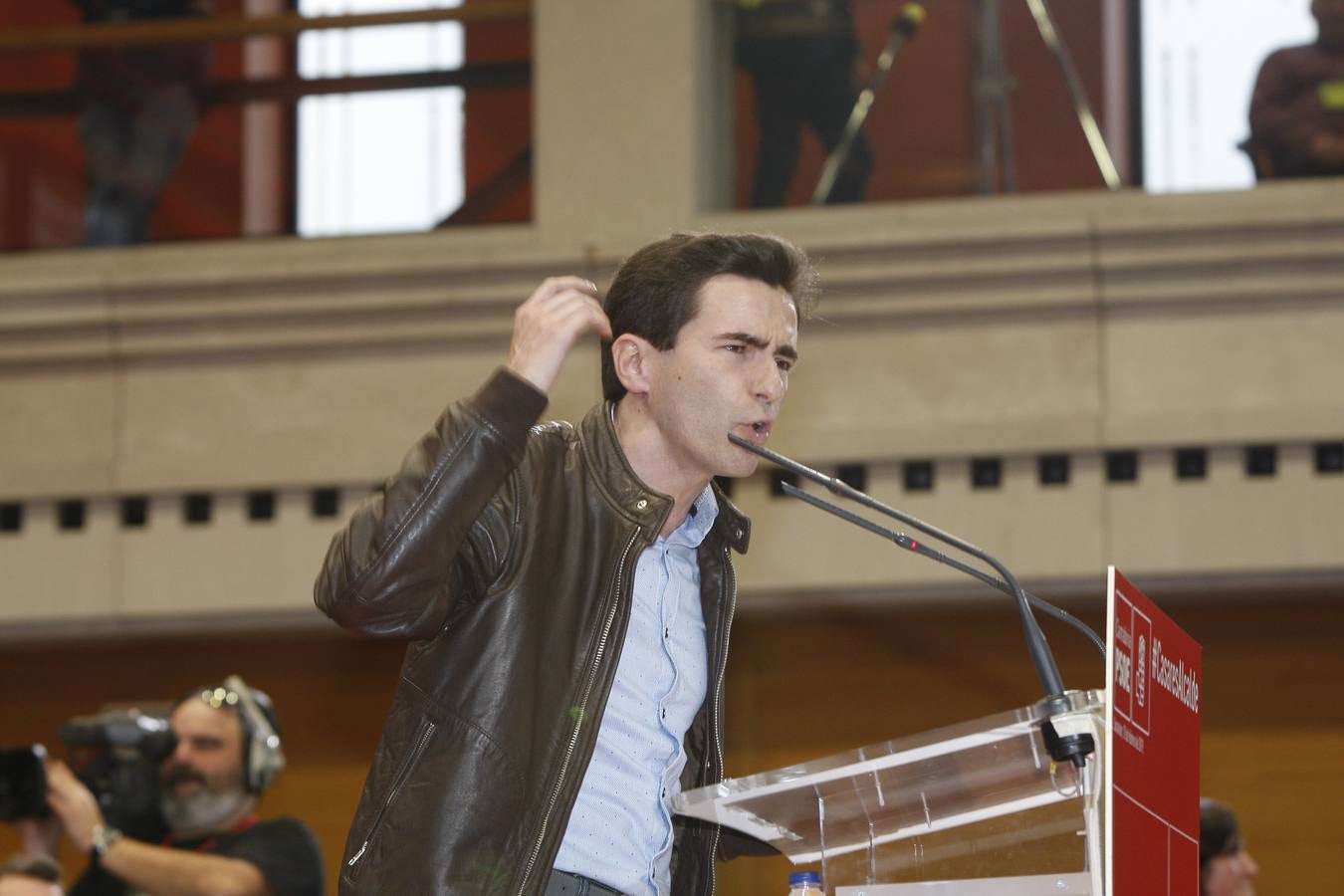 Fotos: Pedro Sánchez presenta a casares como candidato a la alcaldía de Santander