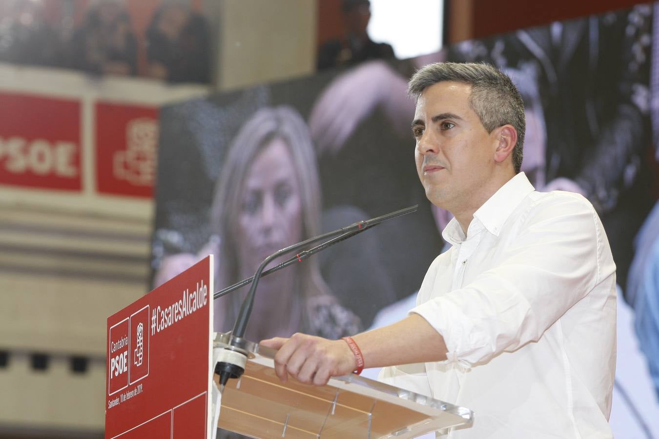 Fotos: Pedro Sánchez presenta a casares como candidato a la alcaldía de Santander