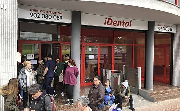 Los afectados cántabros por la estafa de Idental no tendrán que seguir pagando los créditos