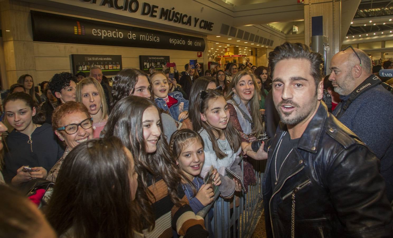 Fotos: El gran recibimiento a Bustamante en Santander