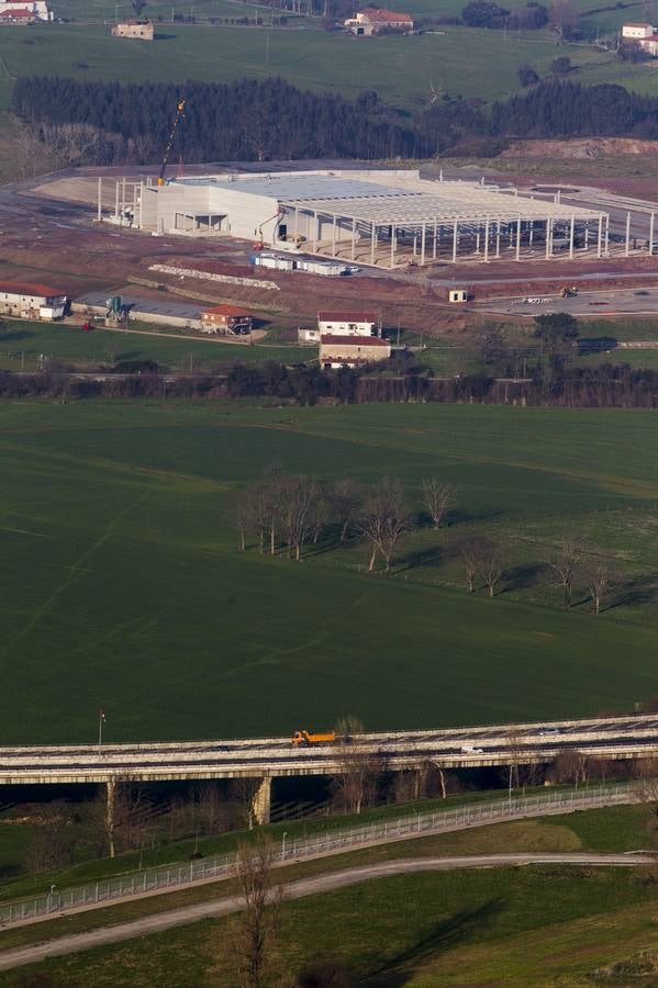 Fotos: Centro logístico de Lupa en Orejo