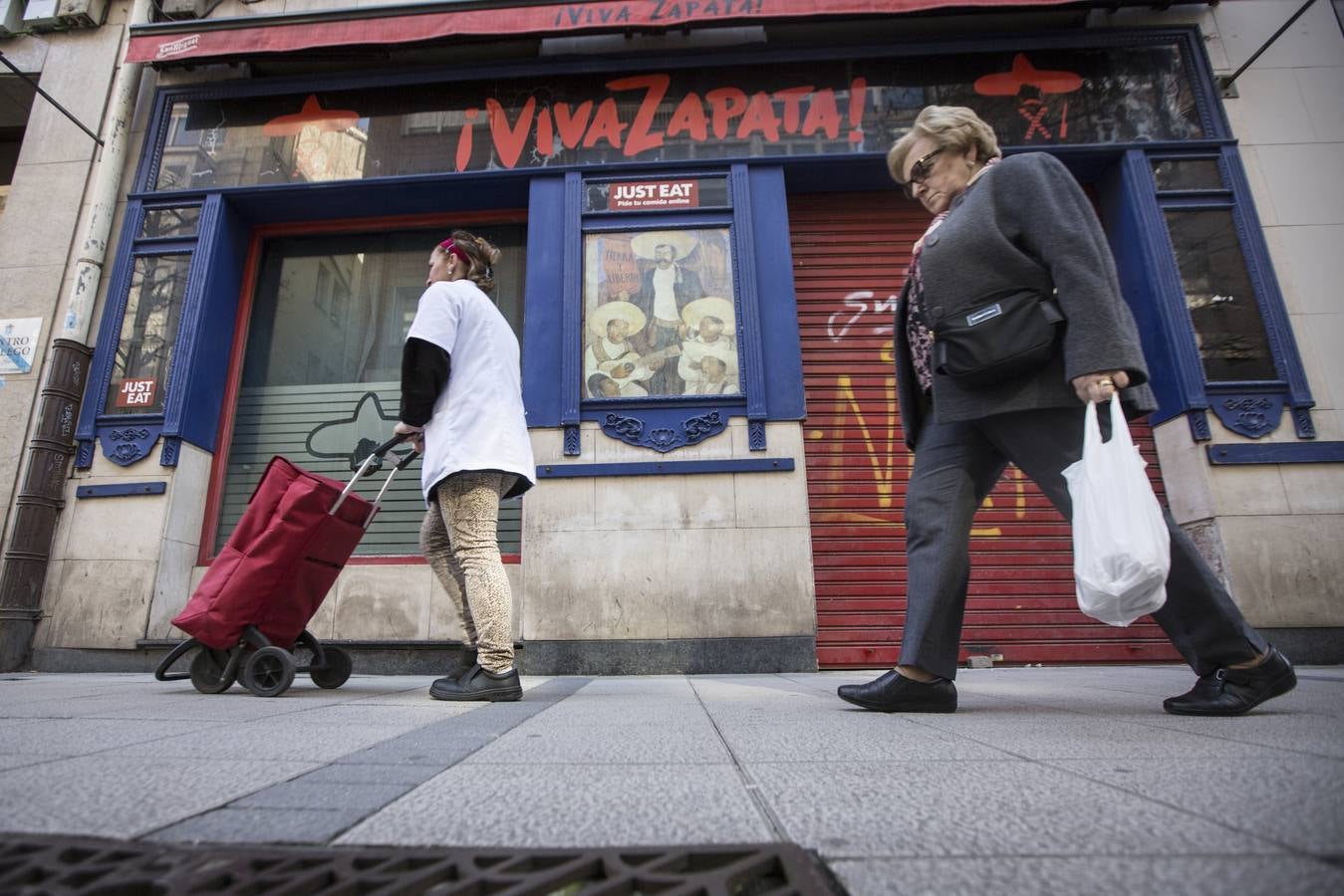 Fotos: Locales cerrados en el centro de Santander