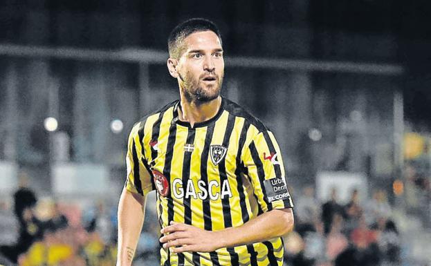 José Picón, con la camiseta del Barakaldo. :