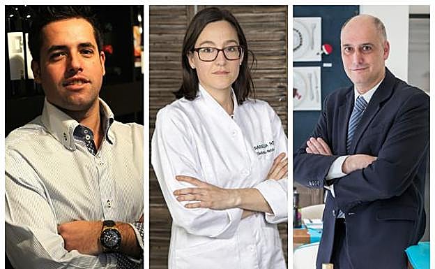 De izquierda de derecha: Adrián Ruiloba, de La Gallofa; Noelia Hoyos, dietética-nutricionista; y David Torre, maitre del Hotel Bahía.