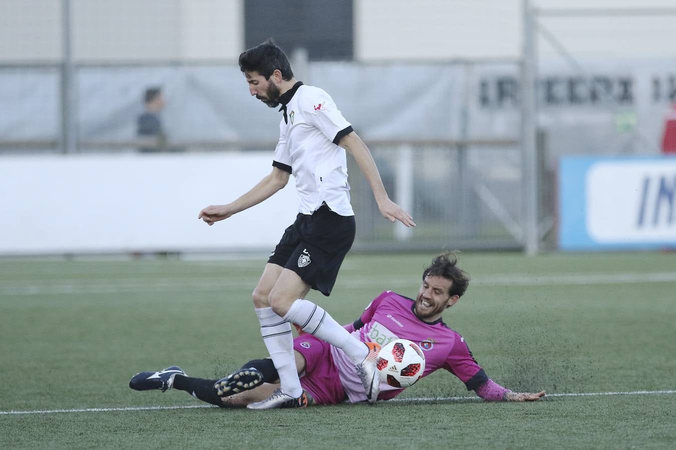 Fotos: Las mejores imágenes del partido Gernika-Gimnástica