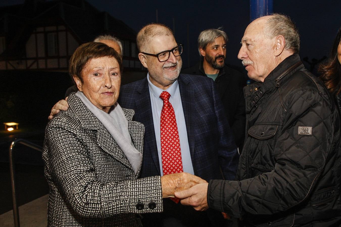 Gloria Torner recibió ayer la Medalla de Plata de Santander durante un acto en el que, con un gran sentido del humor y espontaneidad, recordó su trayectoria