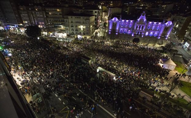 La manifestación de la tarde fue multitudinaria