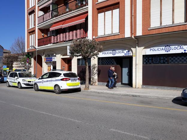 Las dependencias de la Policía Local castreña se encuentran en la calle Leonardo Rucabado. 