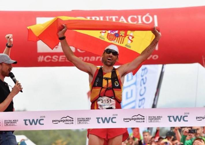 Luis Alberto Hernando, proclamándose Campeón del Mundo