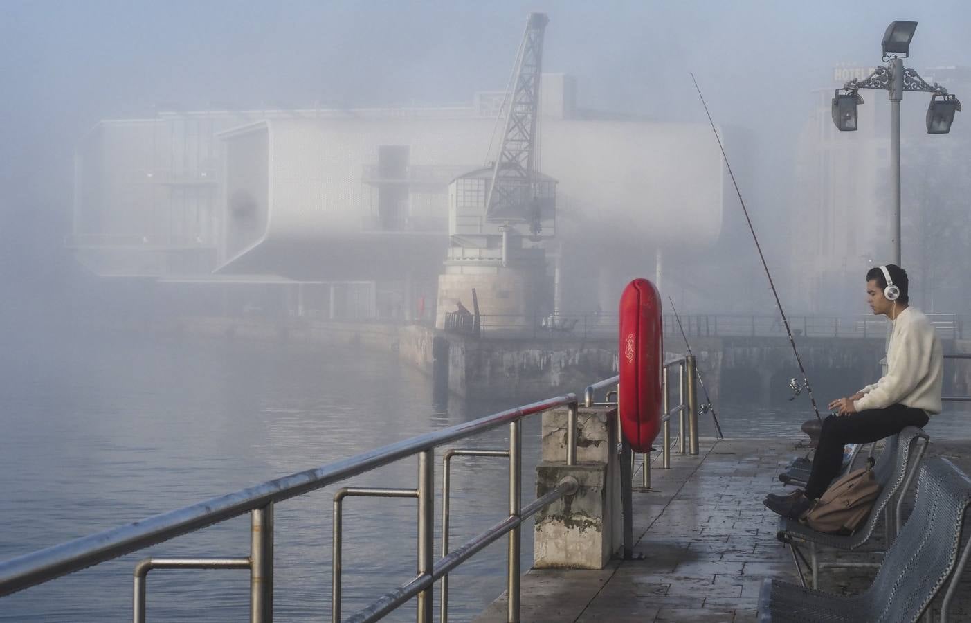 Fotos: Santander amanece tapada por la niebla