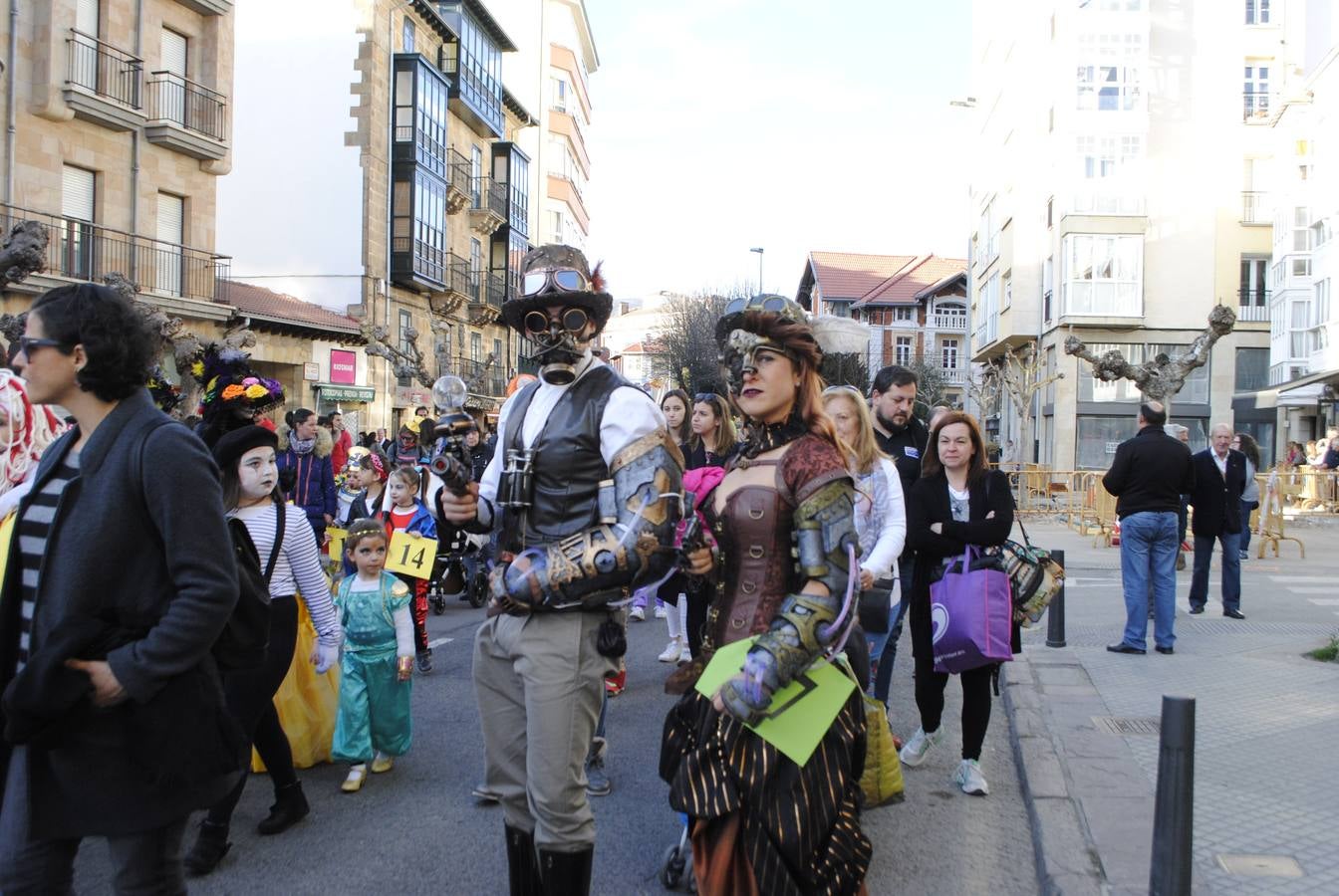 Reinosa disfrutó de un carnaval tan colortista como divertido.