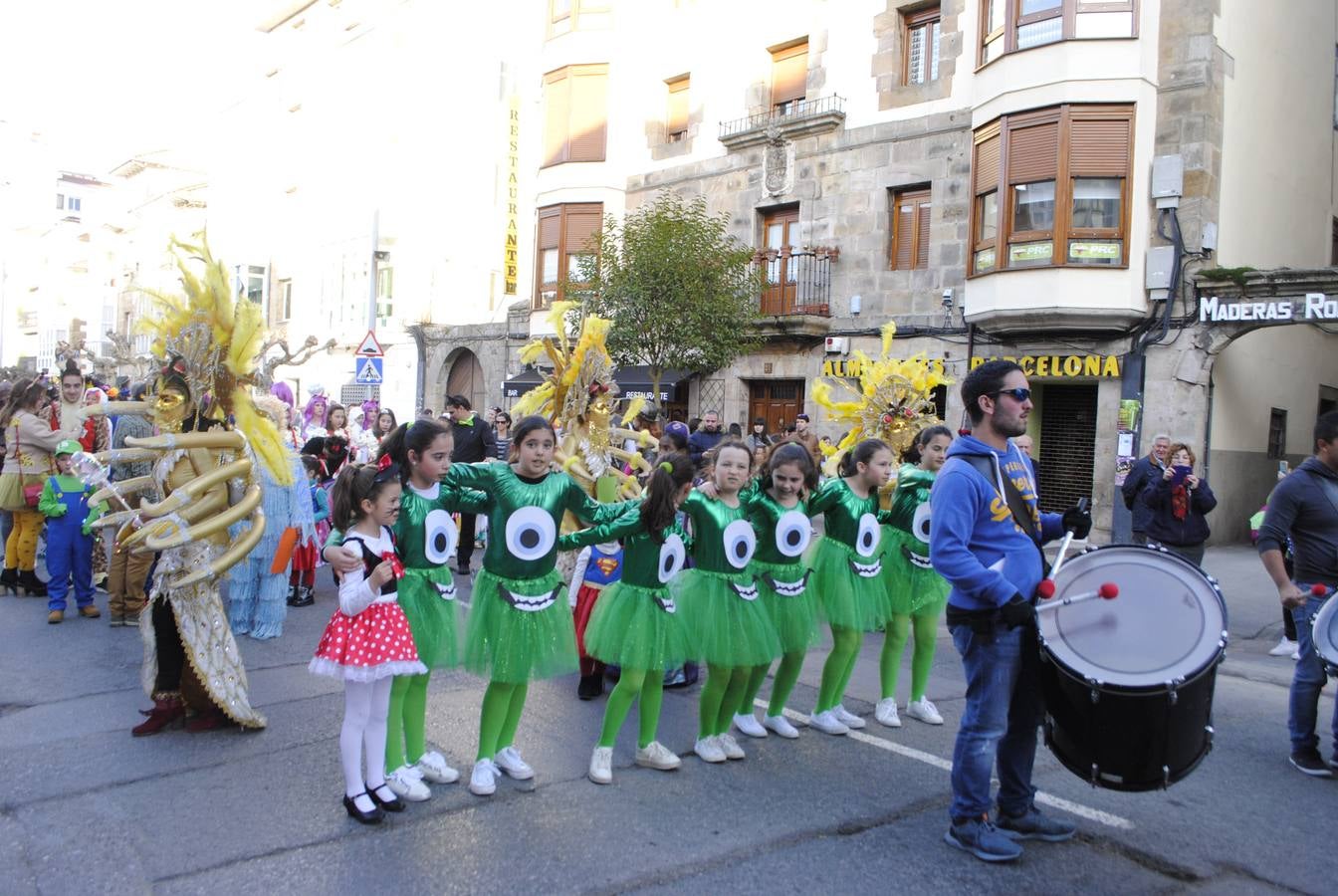 Reinosa disfrutó de un carnaval tan colortista como divertido.