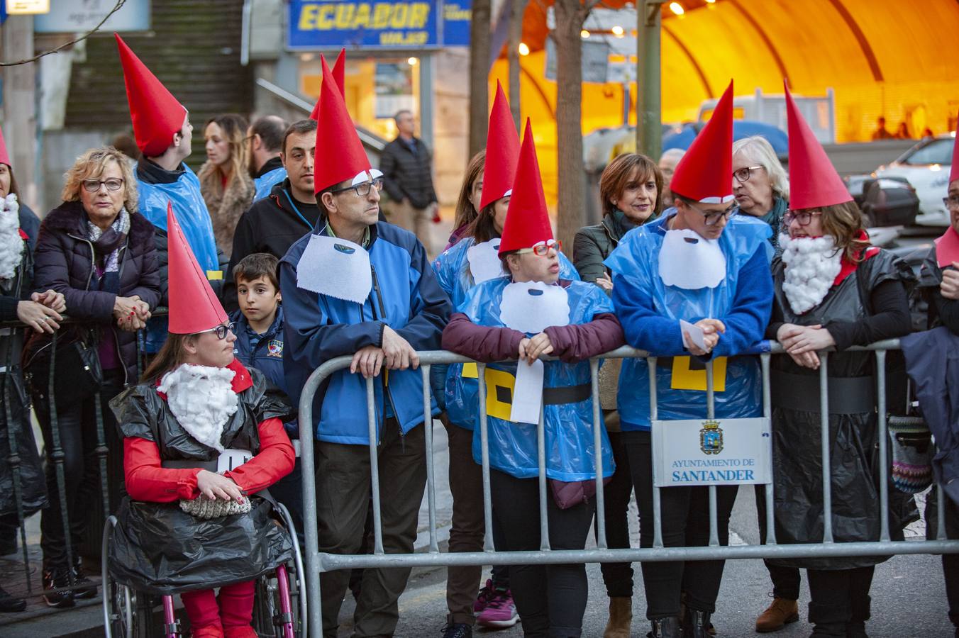 La capital cántabra se vuelca con la celebración del carnaval.