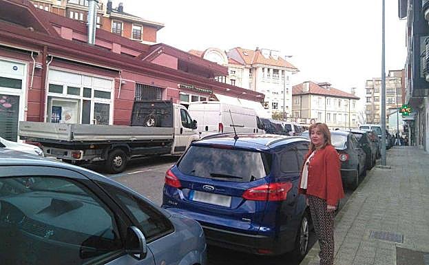 Comerciantes y hosteleros de Astillero darán horas de aparcamiento gratuito a sus clientes