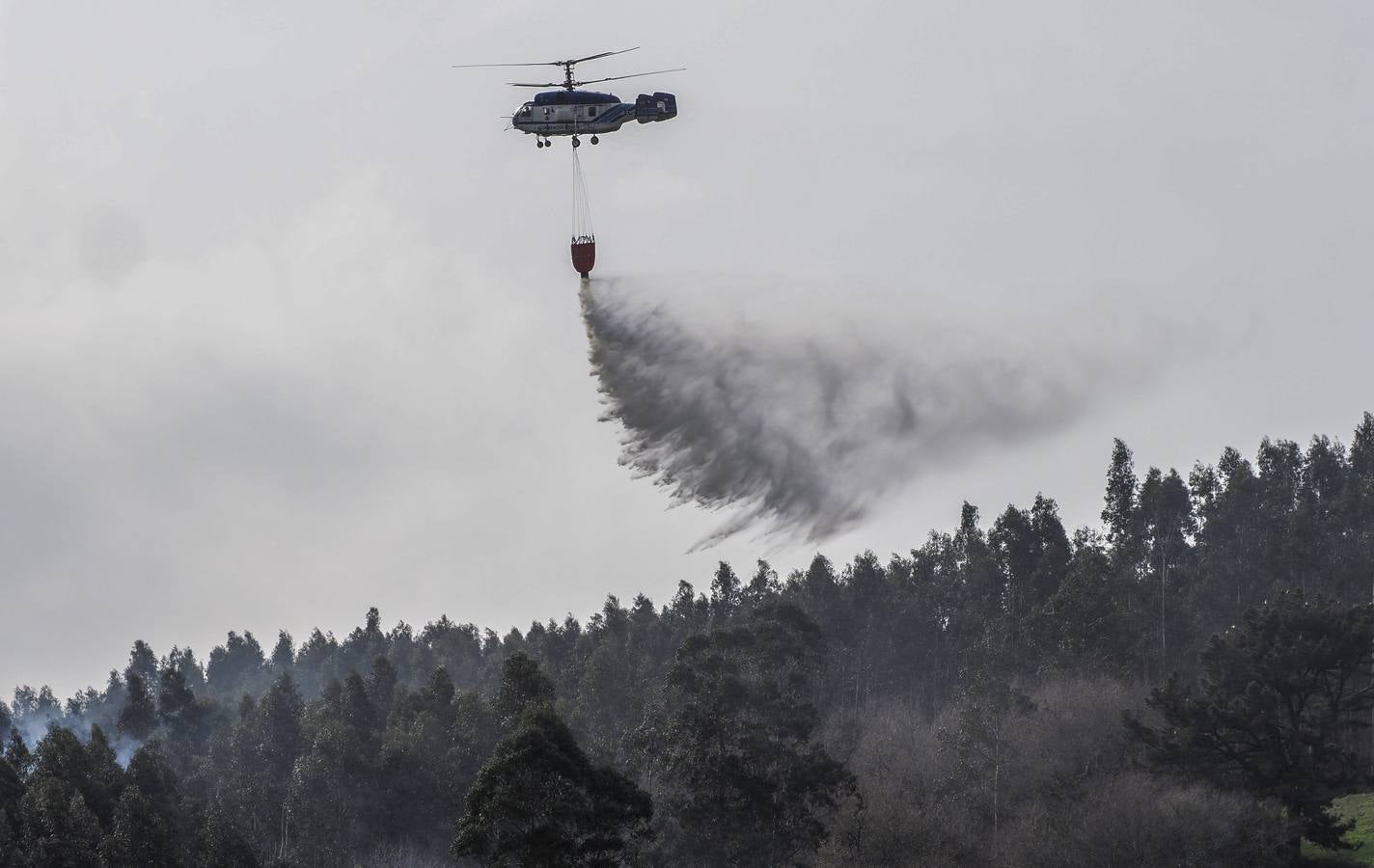 Fotos: Incendios en Cantabria