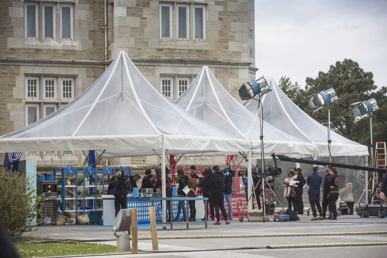 El programia culinario de TVE ha grabado esta mañana en el Palacio de la Magdalena un capítulo de la próxima temporada