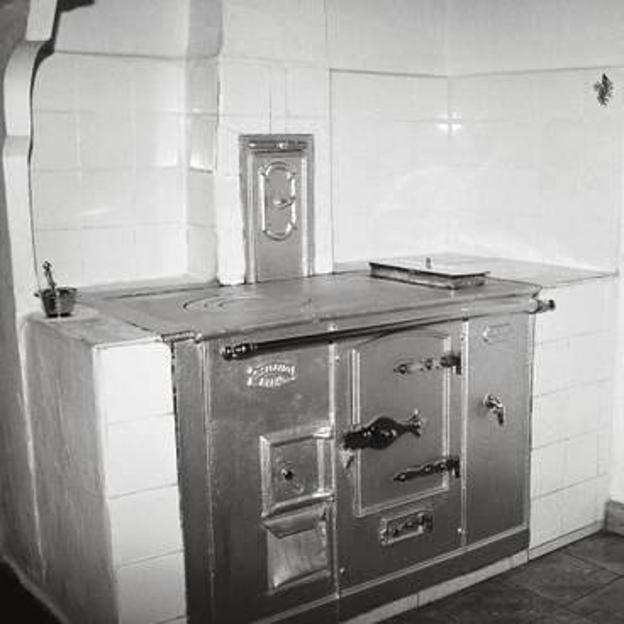 Cocina de carbón de las de antes.