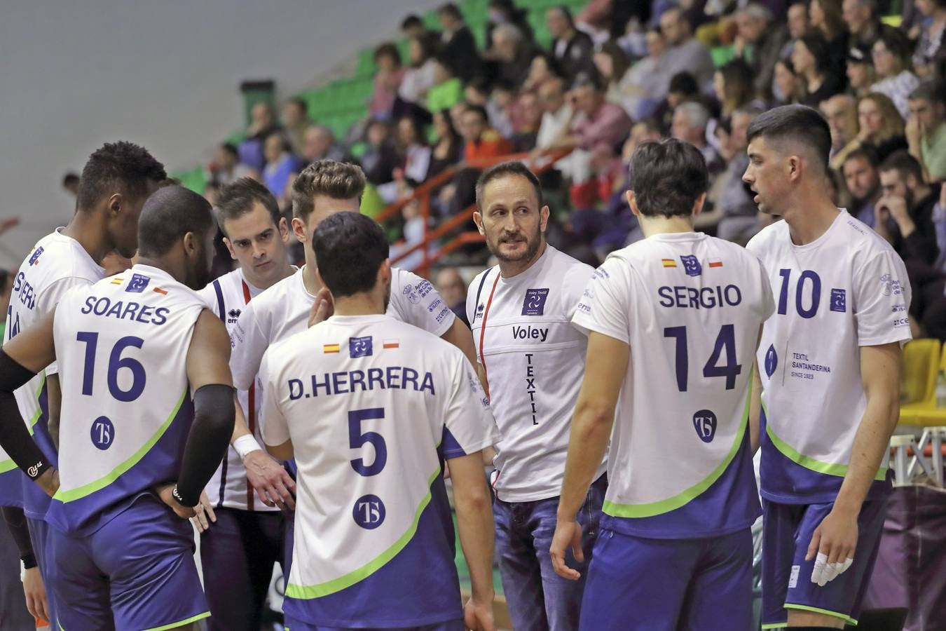 Fotos: El Textil pierde pero se queda en la Superliga