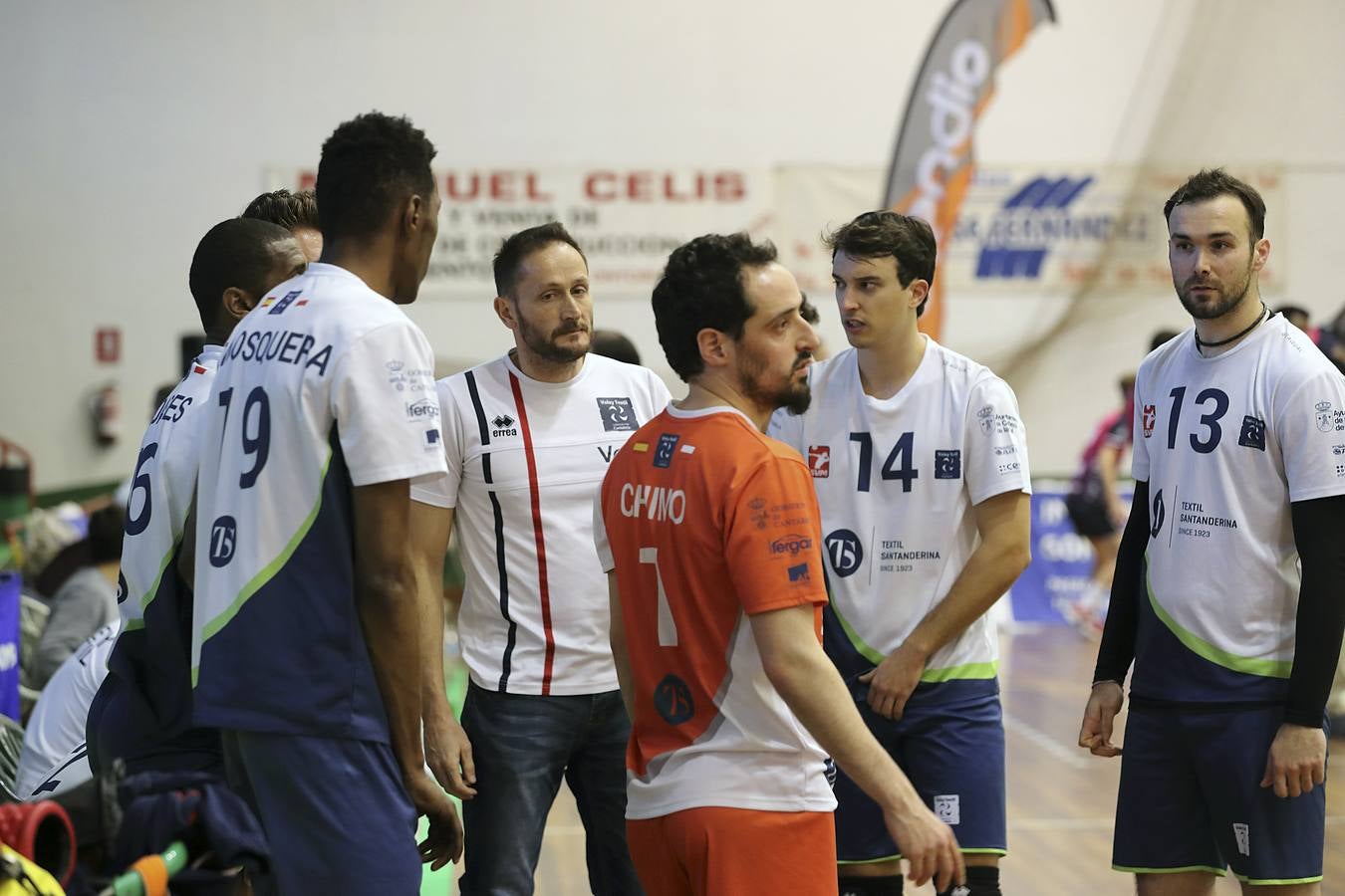 Fotos: El Textil pierde pero se queda en la Superliga