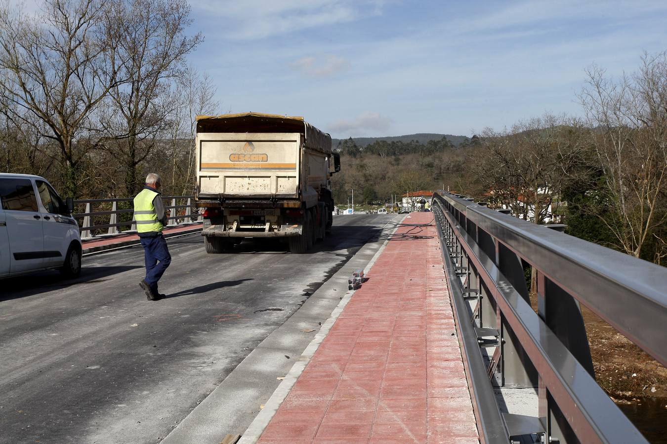 Fotos: El puente de Golbardo a falta de dos semanas