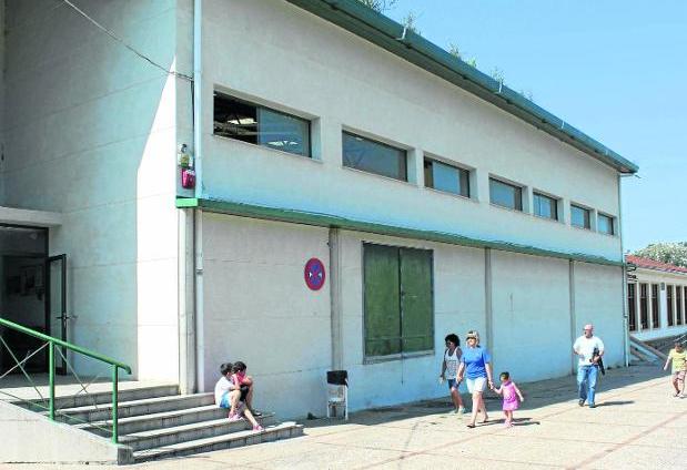  Infraestructura. La Junta Vecinal de Sámano pretende ceder su polideportivo para saldar la deuda. 