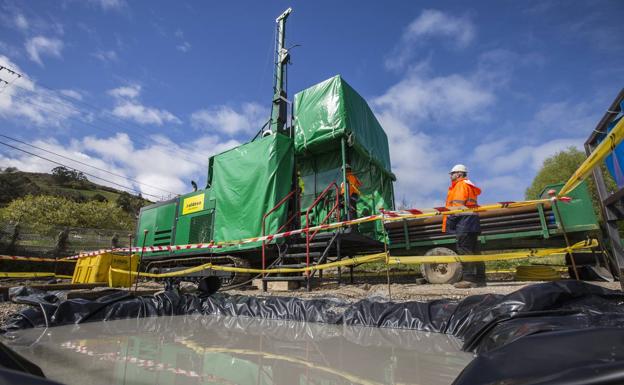 La máquina Spidrill 160-D, encargada de las extracciones.