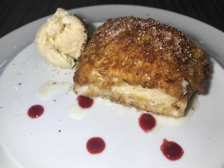 Torrija ‘campeona’ con helado.