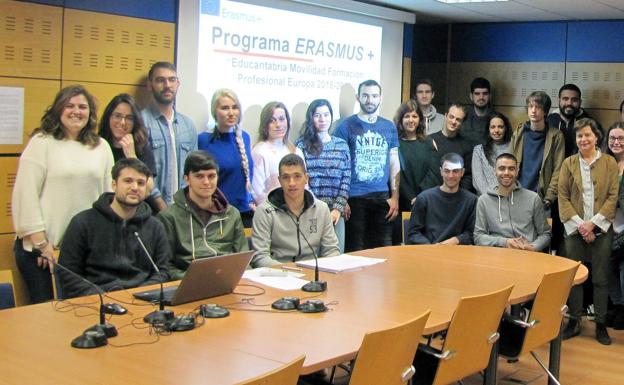 Estudiantes del programa Erasmus+.