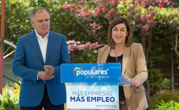 Vidal de la Peña se incorpora al proyecto del PP para lograr un Gobierno «serio» y una Cantabria con «más empresas»