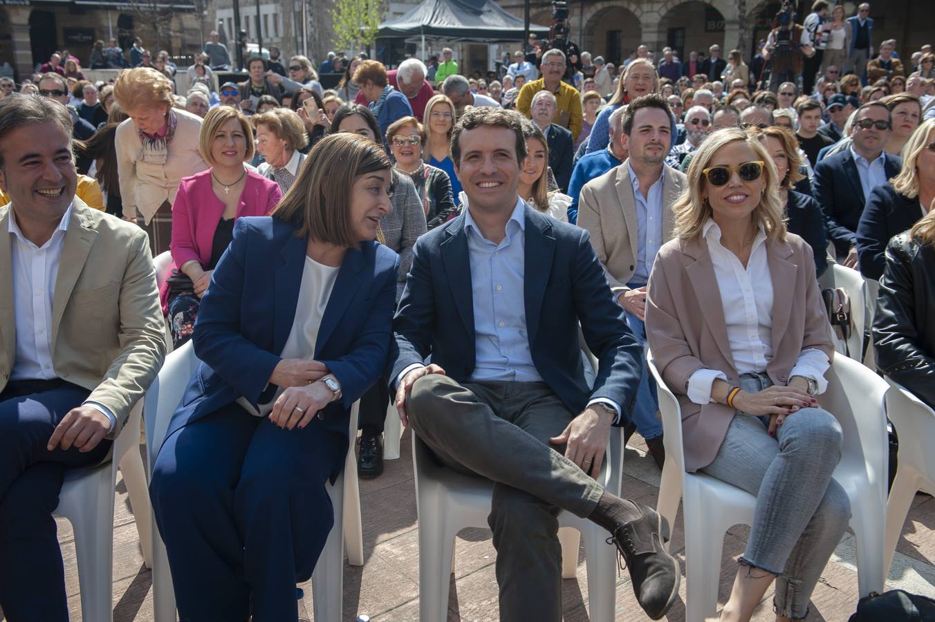 Fotos: Pablo Casado visita Torrelavega y Santander