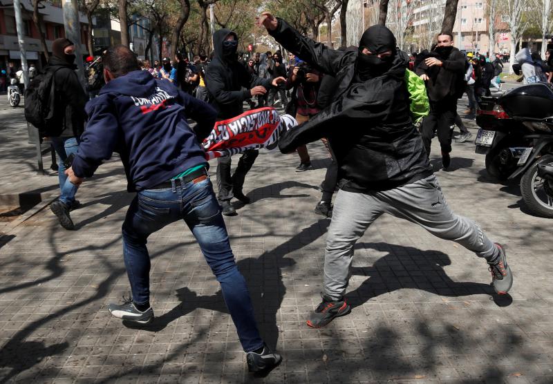 Fotos: Vox en Barcelona: Incidentes y varios detenidos independentistas