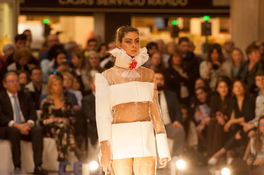 Gran éxito del 'fashion show' de los alumnos de moda de Cesine celebrado en El Corte Inglés