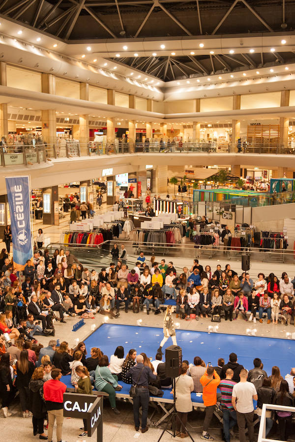 Gran éxito del 'fashion show' de los alumnos de moda de Cesine celebrado en El Corte Inglés