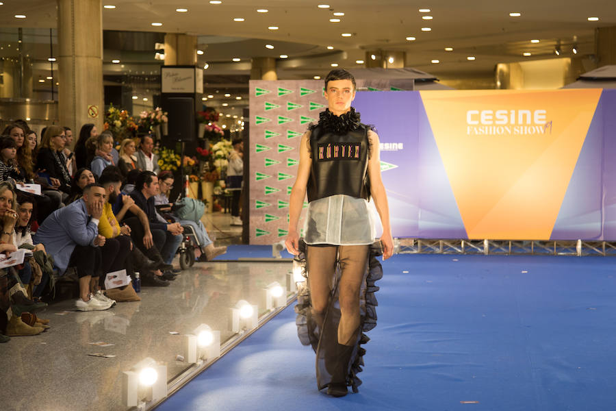 Gran éxito del 'fashion show' de los alumnos de moda de Cesine celebrado en El Corte Inglés