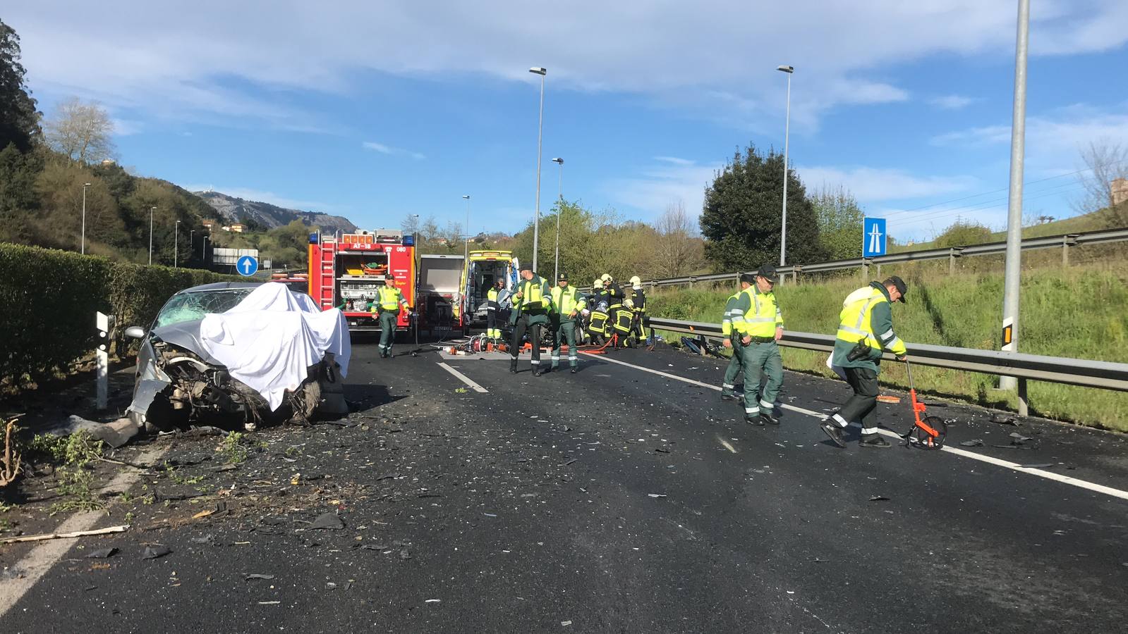 Fotos: Accidente mortal en la A-8