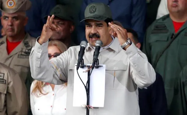 Maduro: «Nervios de acero, los comandantes me han manifestado su total lealtad»