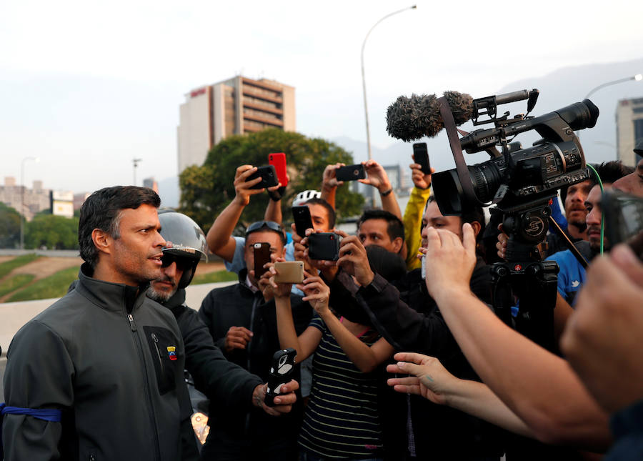 Los opositores Guaidó y Leopoldo López lideran el golpe contra Maduro 