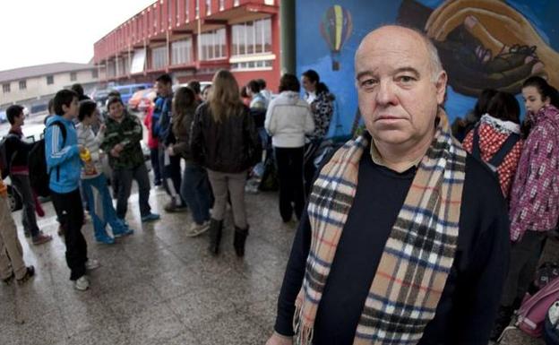 Homenaje a Ramón Bohigas en las antiguas escuelas de Liendo