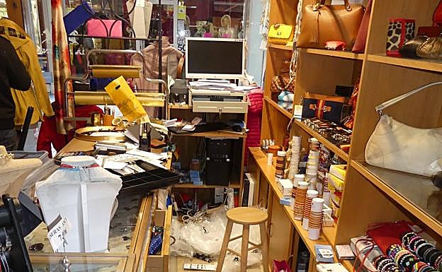 Comercio de Santander en el que robó el delincuente ahora detenido. 