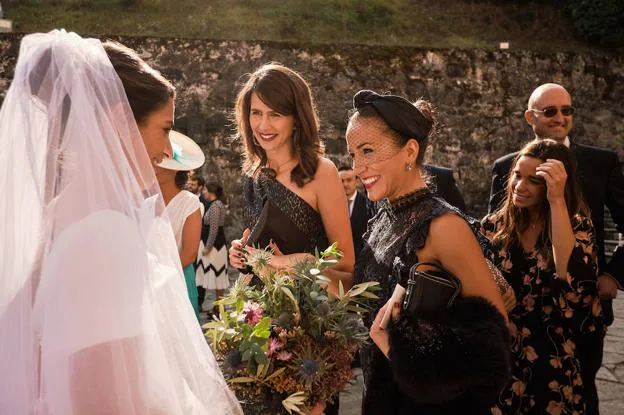 Momentos cómplices en la boda de Ana y Toñín.