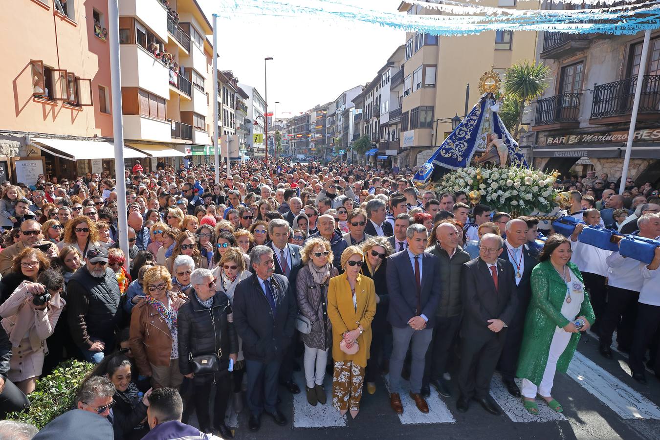 Fotos: San Vicente de la Barquera cumple con su tradición en La Folía