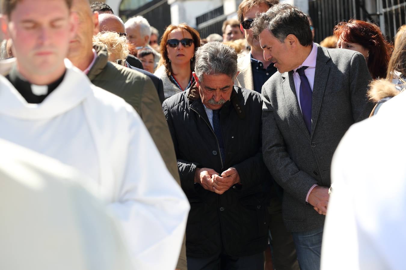 Fotos: San Vicente de la Barquera cumple con su tradición en La Folía