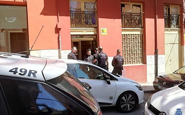 Desmantelado un punto negro de venta de drogas en el centro de Santander