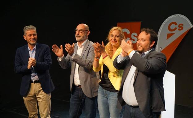 Certui, Álvarez, García y Gómez, durante el acto.