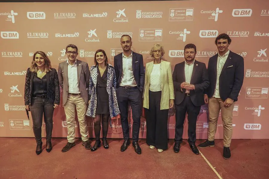 Marta López, Pedro Pérez, Paula Fernández, Javier López, Marina Lombó, Jesús Sánchez y Nacho González.